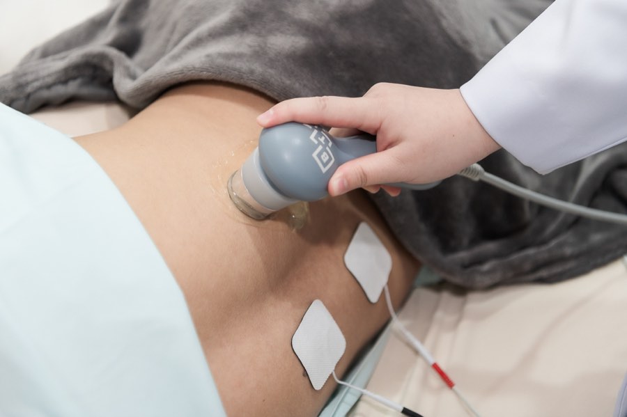 รักษาด้วยเครื่อง Ultrasound Therapy ที่อภิญญาคลินิกกายภาพบำบัด โคราช